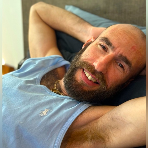 Meet your Posher, Justin - Picture 1 of 1